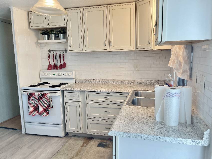 914 Eleuthera a Venice, FL Mobile or Manufactured Home for Sale
